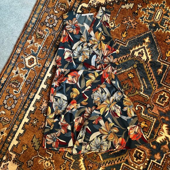 Boutique Floral Wrap Dress with Side Zip - Picture 1 of 6